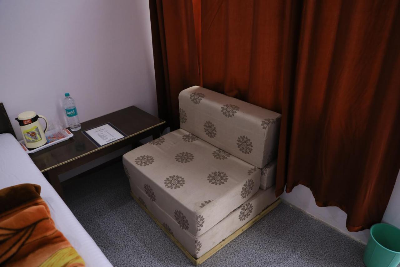 Rigveda Resort Barkot Kültér fotó